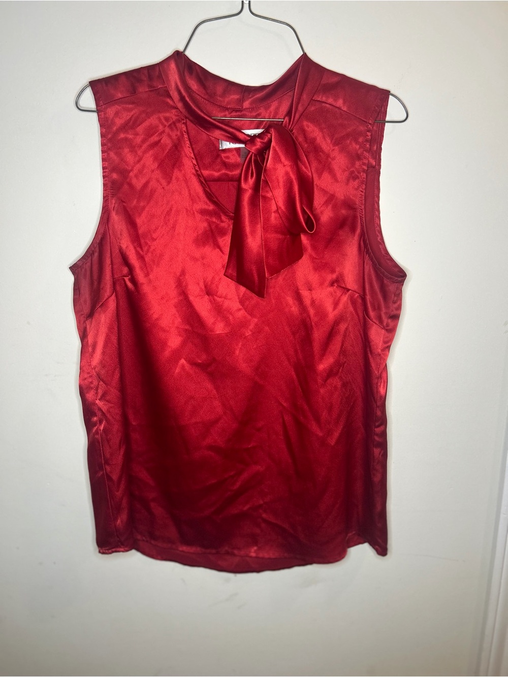 Kasper Red Satin Tie-Neck Sleeveless Blouse